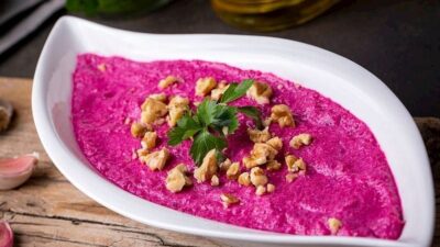 Renkli ve lezzetli pancar tarator tarifi! Sağlıklı, pratik ve nefis