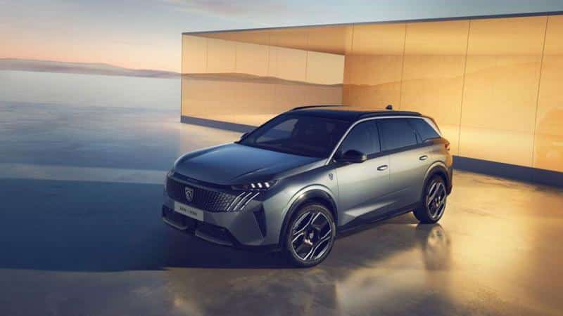 ELEKTRİKLİ 208 VE 2008 MODELLERİNDE ÖZEL AVANTAJLAR