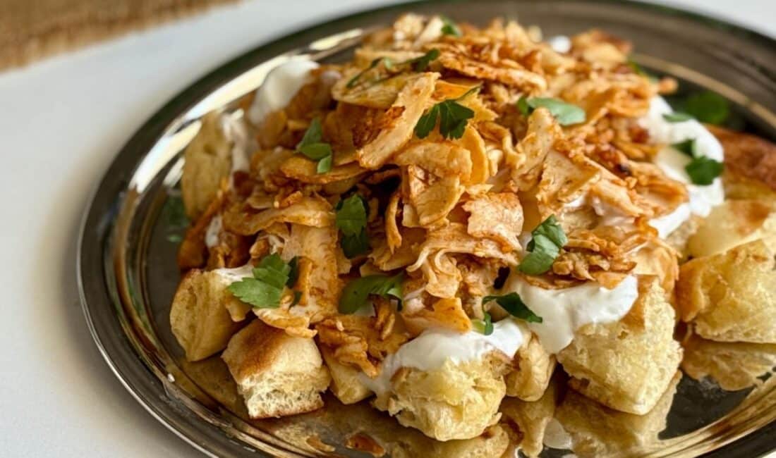 Lezzetli pideli tavuk kebabı tarifiyle sofralarınıza nefis bir tat katın.