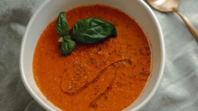 Lezzetli ve pratik salçalı mercimek çorbası tarifi! Malzemeleri, yapılışı ve