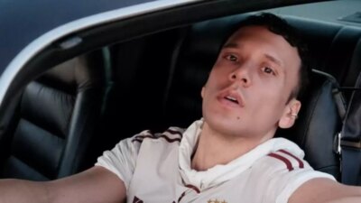 Ünlü şarkıcı Edis, İstanbul Havalimanı'nda gözaltına alındı. Olayın detayları ve