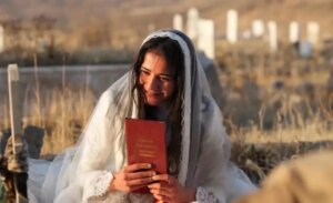 Sevdiğim Sensin dizisindeki Dicle karakteri ve Helin Kandemir’in kariyeri, biyografisi