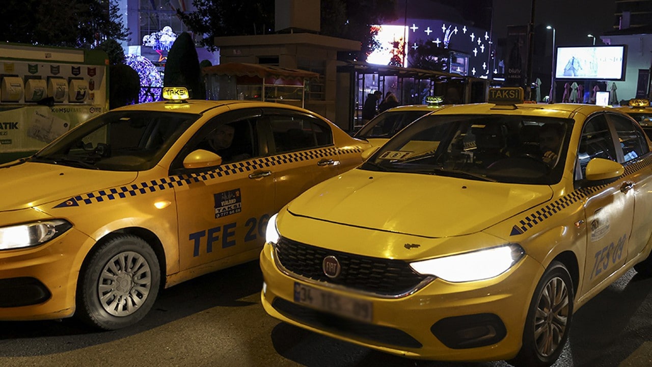 Taksi Sektöründe Yeni Vergi Dönemi: Plaka Fiyatları Geriliyor, KDV Yükü Artıyor
