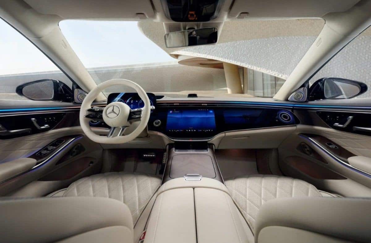 Mercedes-Benz S-Serisi Yeniden Sahneye Çıkıyor