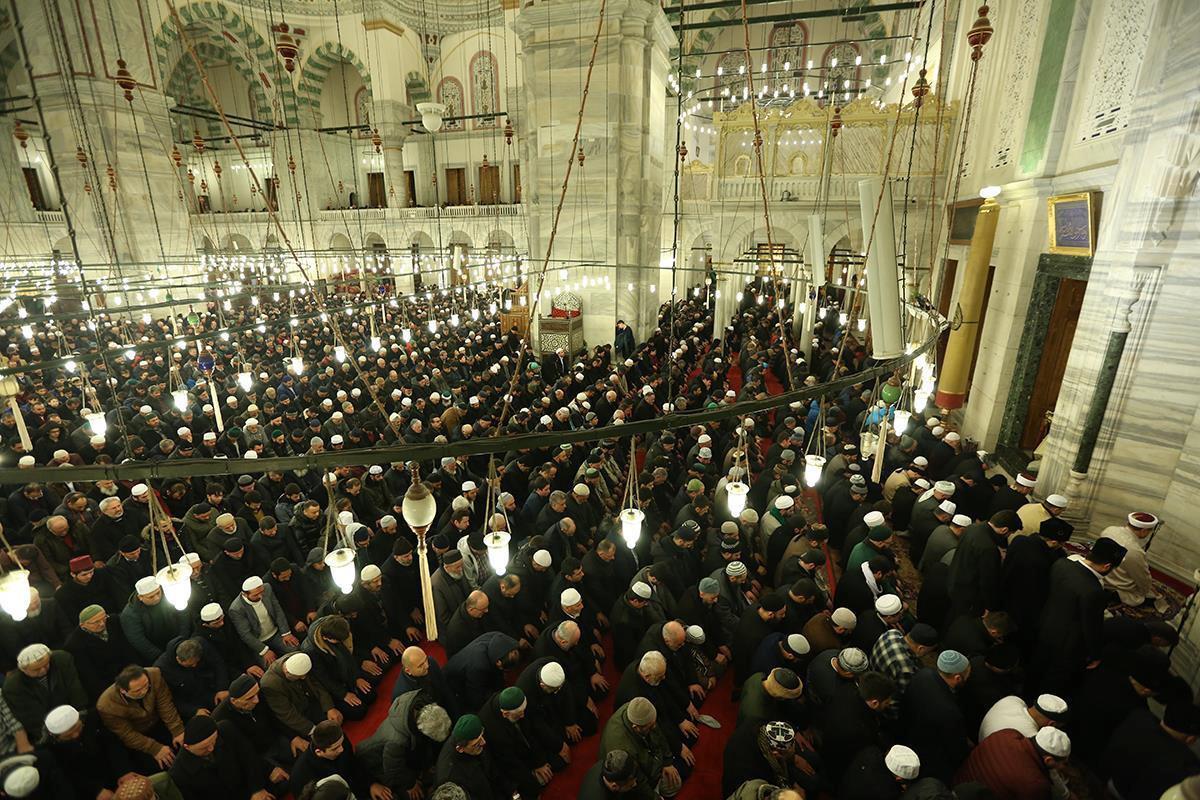 Vahyin Aydınlığında Hayatı Yeniden Anlamak