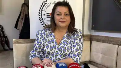 Eskişehir Sigorta Acenteleri Derneği Başkanı Canan Özçamur, bayram yolculuğuna çıkmadan