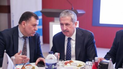 Erdemli Sigorta Aracıları Derneği (ERSADER) tarafından düzenlenen geleneksel iftar programı,