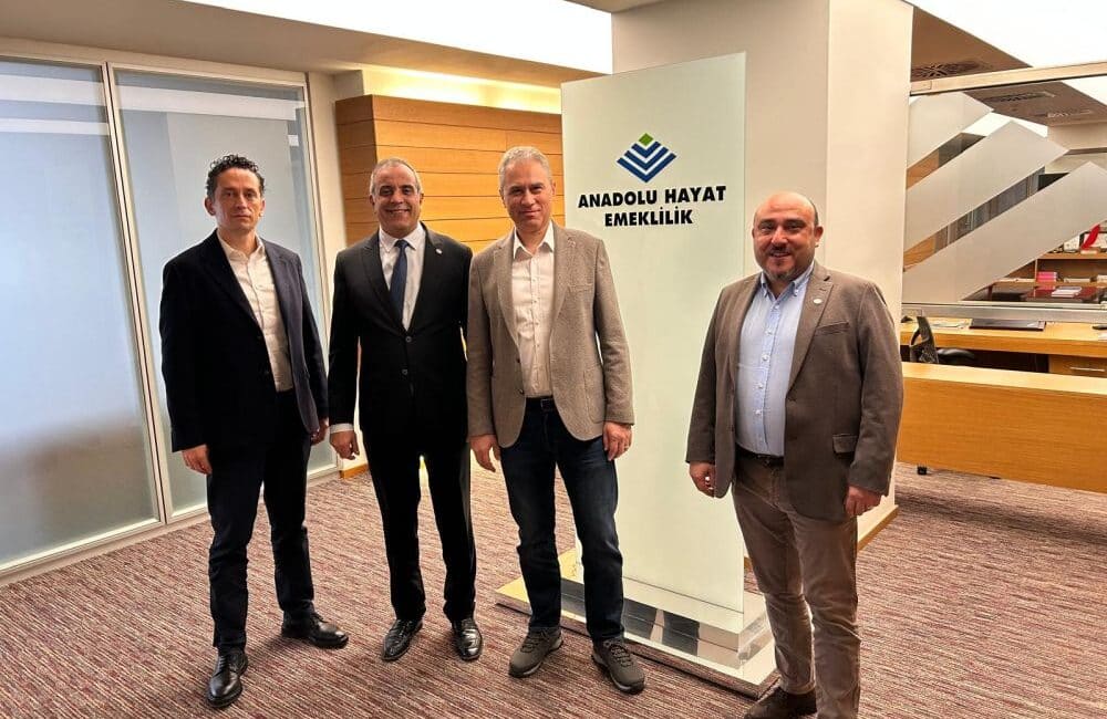 SAB Sigorta Acenteleri Derneği Yönetim Kurulu Başkanı Ayhan Çalık ile