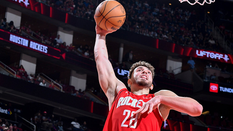 Alperen Şengün ve Ömer Faruk Yurtseven’in performanslarıyla takımlarına yaptıkları etkileyici