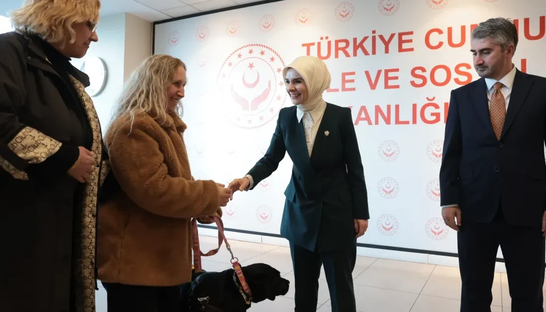 Aile ve Sosyal Hizmetler Bakanı Mahinur Özdemir Göktaş, bayram vesilesiyle