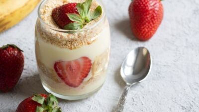 Lezzetli ve pratik çilekli magnolia tarifi! Evde kolayca hazırlayabileceğiniz bu