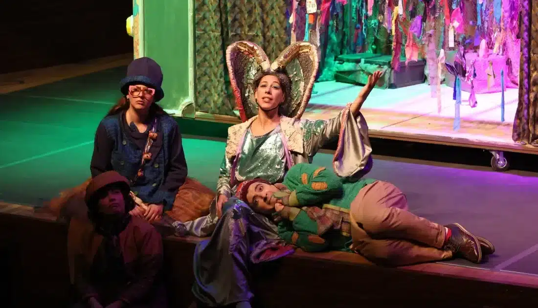 Dünyanın Göbeğine Yolculuk oyununa çocuklardan büyük ilgi! Eğlenceli ve öğretici