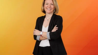 ETİ çalışanları, genç kızların kariyer gelişimine katkı sağlamak için mentorluk