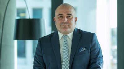 EY Küresel Sigorta Görünümü 2026 raporu, sigorta sektöründeki dönüşüm trendlerini