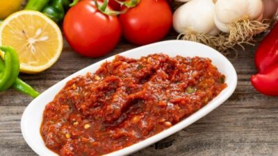 Lezzetli ve pratik ezme tarifi! Malzemeler, hazırlık aşamaları ve püf