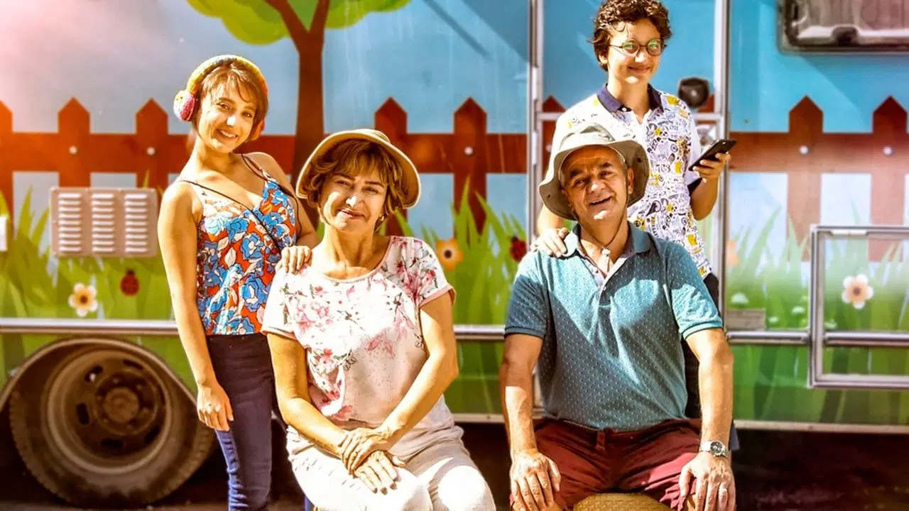 Görevimiz Tatil filminin konusu, oyuncu kadrosu ve film hakkında merak