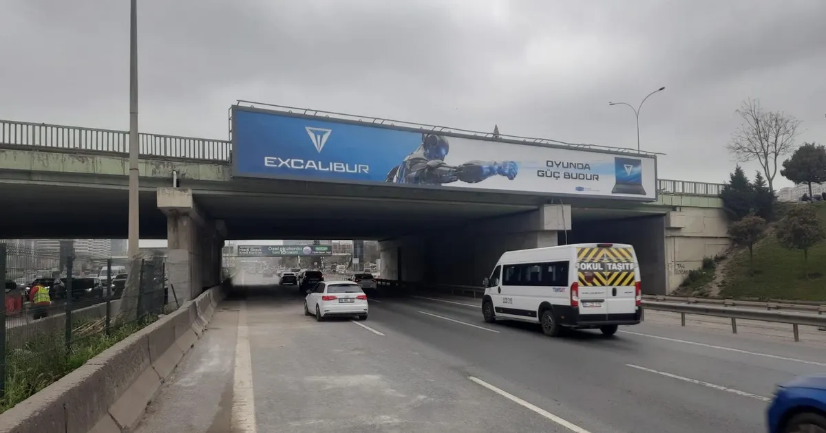 İBB, Göztepe Köprülü Kavşağı’nı güçlendirerek depreme dayanıklı hale getirdi. Şehrin