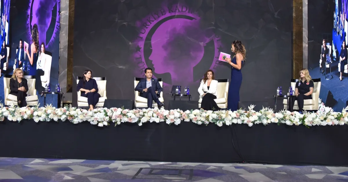 III. Türkiye Kadın Zirvesi, 30 Mart 2026'da İstanbul’da kadın liderleri,