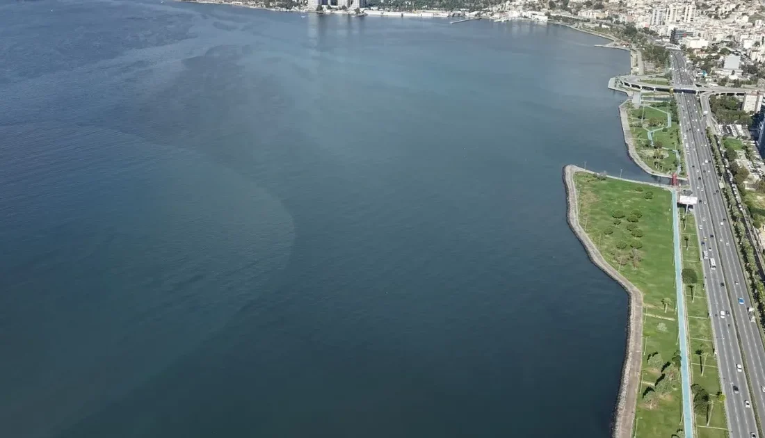 İzmir Büyükşehir Belediyesi, Gediz Nehri'ndeki kirliliği aylık analizlerle izleyerek çevre