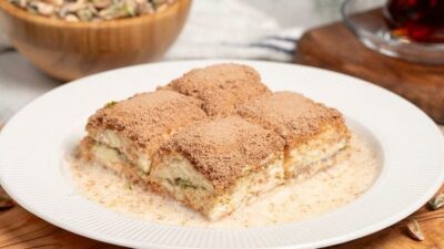 Milföy hamuruyla pratik soğuk baklava tarifi! Hafif, lezzetli ve serinletici