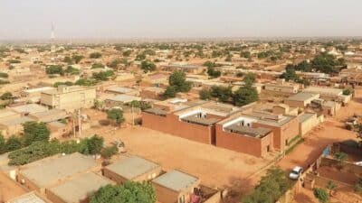 Nijer ülkesinin bayrağı, coğrafi konumu ve temel özellikleri hakkında kısa