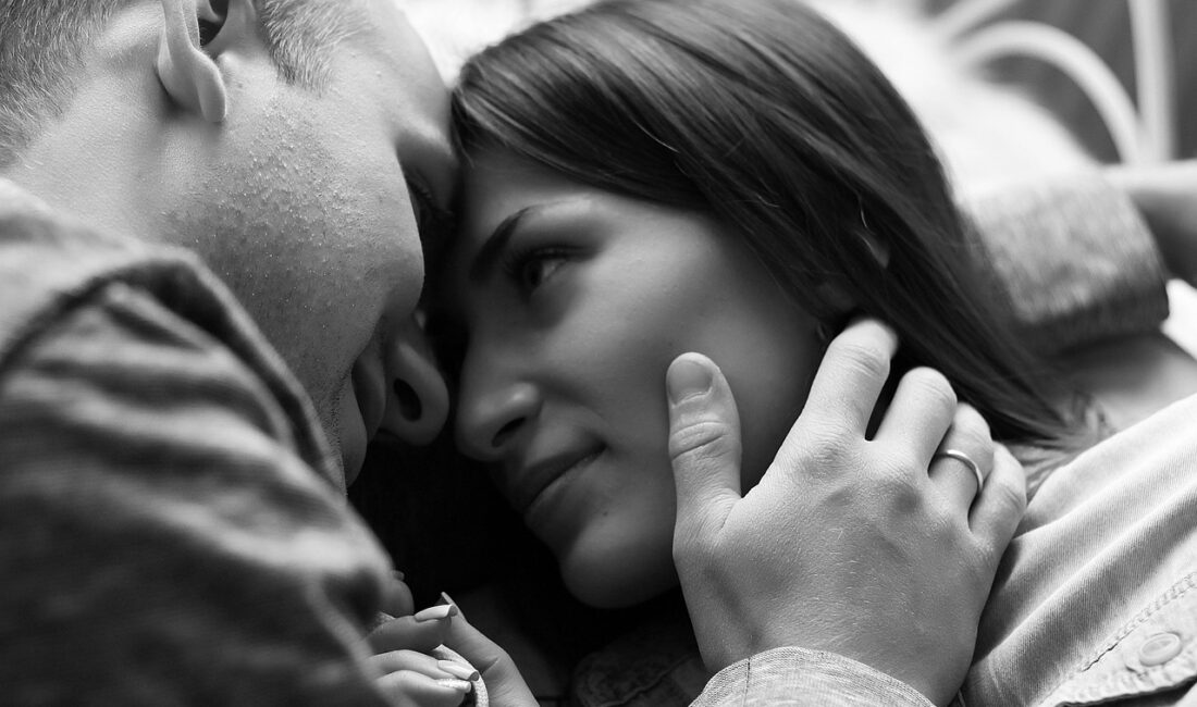 Rüyada amca kızını öptüğünü görmek, duygusal bağlar ve aile ilişkileri