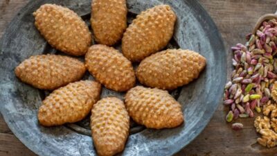 En lezzetli tam ölçülü kalburabastı tarifi! Malzemeleri, püf noktaları ve