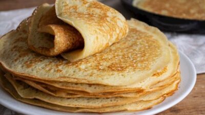 Tek kişilik krep tarifiyle kahvaltılarınızı renklendirin. Pratik tarif ve malzeme