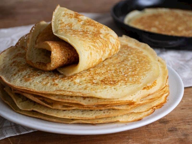 Tek kişilik krep tarifiyle kahvaltılarınızı renklendirin. Pratik tarif ve malzeme