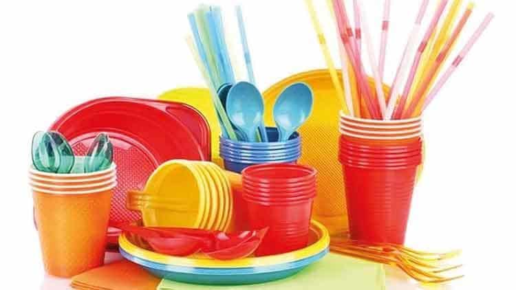 Plastik Pipet, Kaşık, Çatal ve Tabak Yasaklanıyor