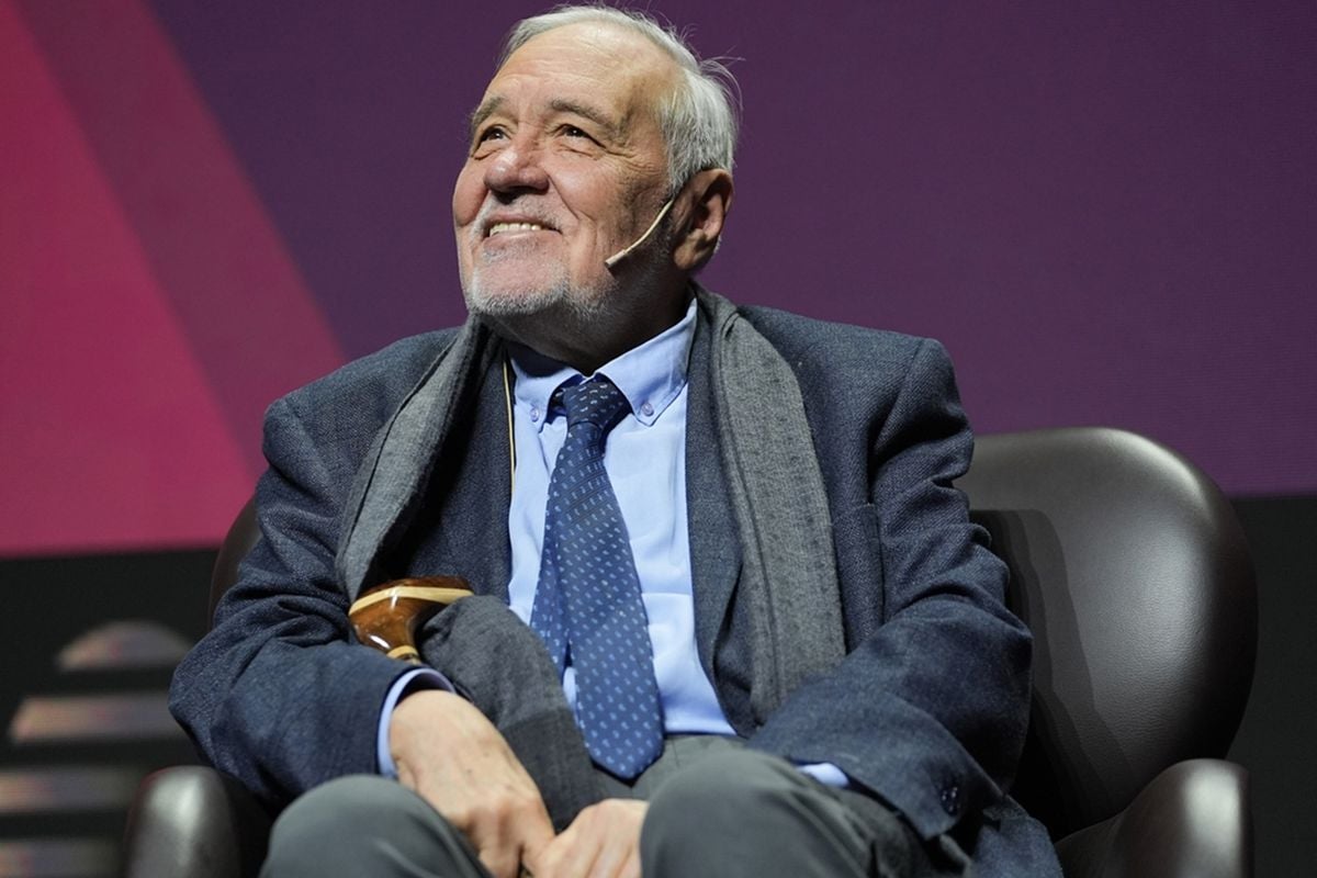 Tarihçi Prof. Dr. İlber Ortaylı, 79 yaşında yaşamını yitirdi. Türkiye,