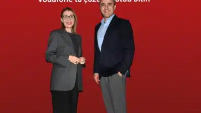 Vodafone, müşteri memnuniyetinde yeni dönemi başlatıyor: 'Bir Kere Söylemeniz Yeter'