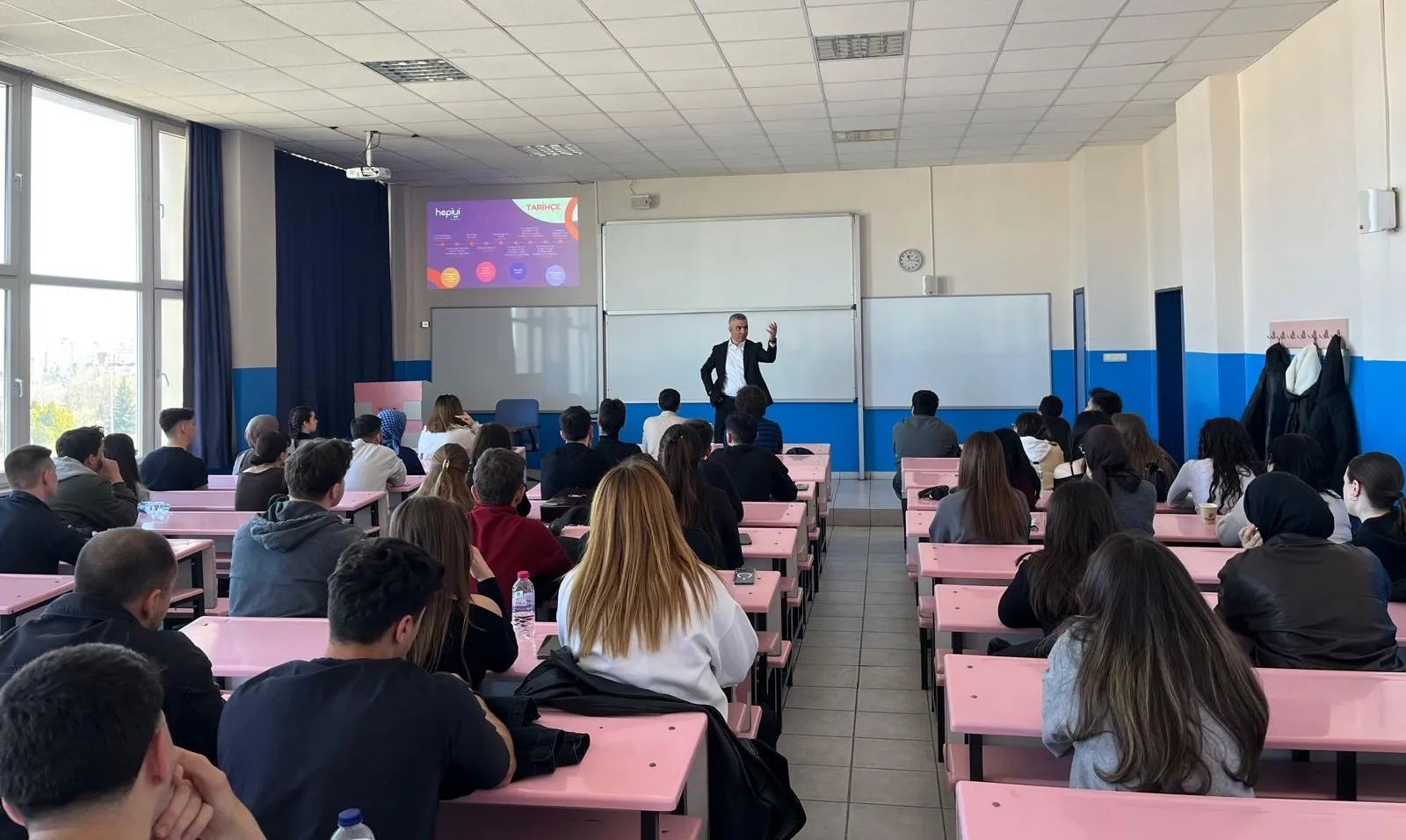 Hepiyi Sigorta Genel Müdürü Şenol Ortaç, Eskişehir’de Üniversiteli Gençlerle Bir Araya Geldi!