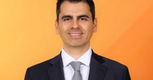 ETİ, üst düzey yönetiminde değişikliğe gitti. Mertol Kurtoğlu ve Evrim