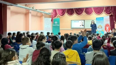 Kuveyt Türk'ün Girişimci Kaşif Eğitimleri Muş'ta öğrencilerle buluşarak girişimcilik bilincini