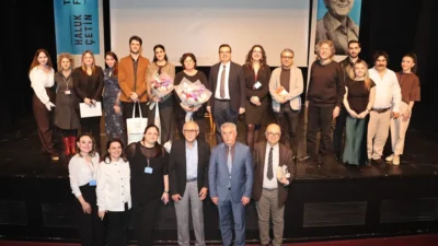 Nilüfer Belediyesi'nde Ataol Behramoğlu ile şiir dolu 'Dizelerin İzinde' programında