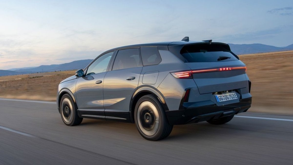 Opel Grandland Elektrik AWD Türkiye’de Satışa Sunuldu