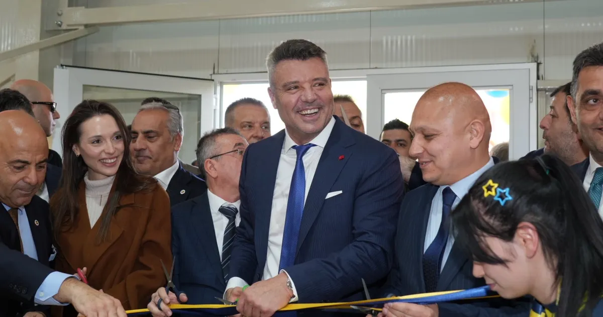 Sadettin Saran, Kırıkkale’de Atatürk Spor Salonu’nun Açılışını Gerçekleştirdi