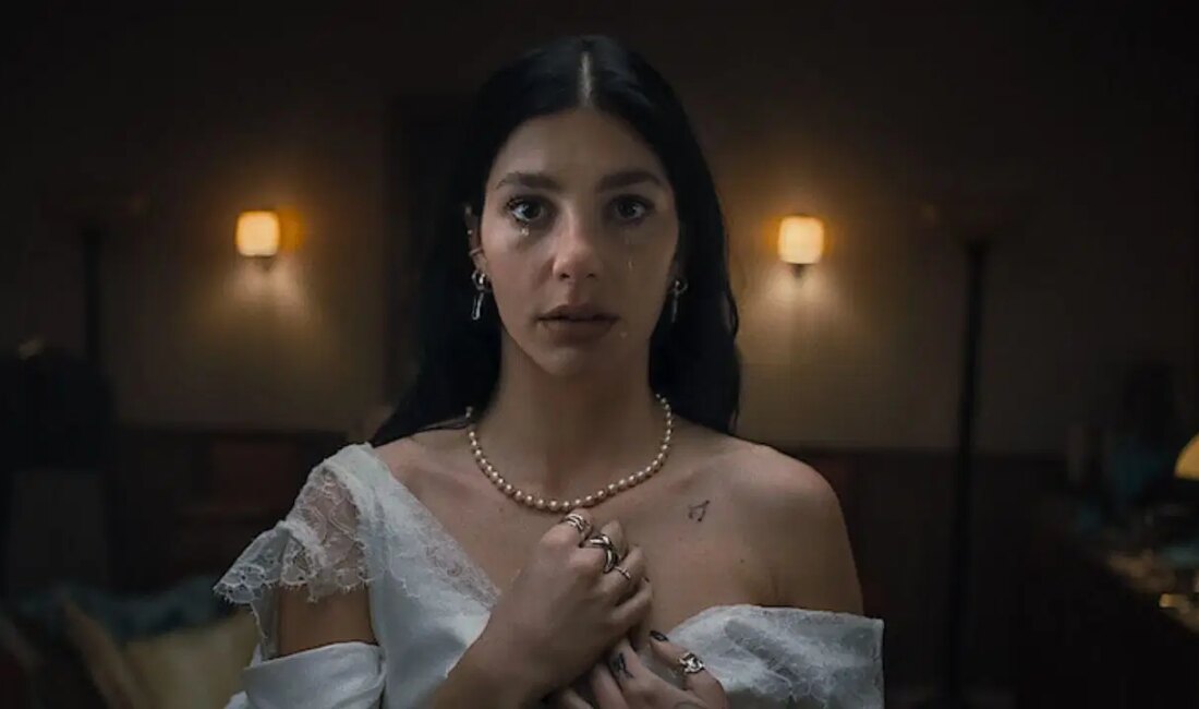 Something Very Bad Is Going to Happen filminin konusu, oyuncu