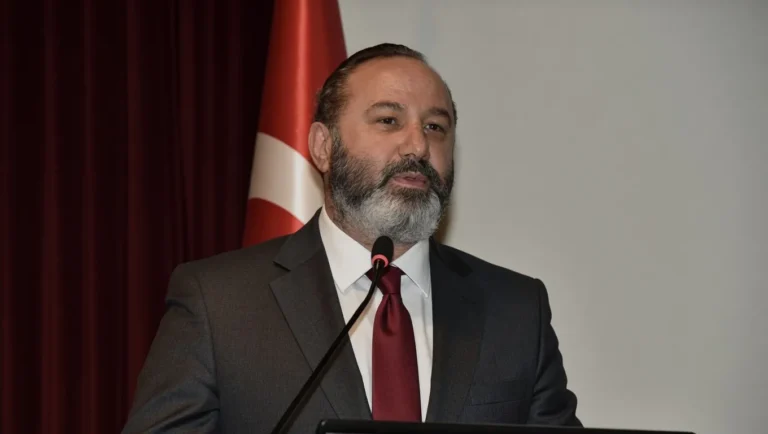 “Bayramlar, Birliğimizi ve Beraberliğimizi Pekiştiren En Müstesna Günlerdir”