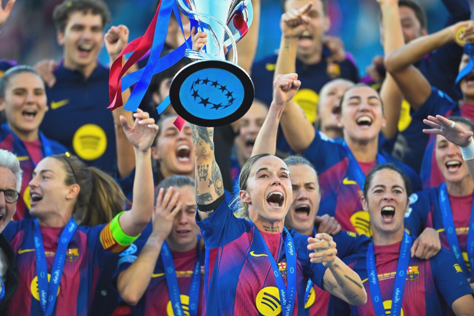 Barcelona, Lyon’u 4-0 yenerek UEFA Kadınlar Şampiyonlar Ligi kupasını kazandı