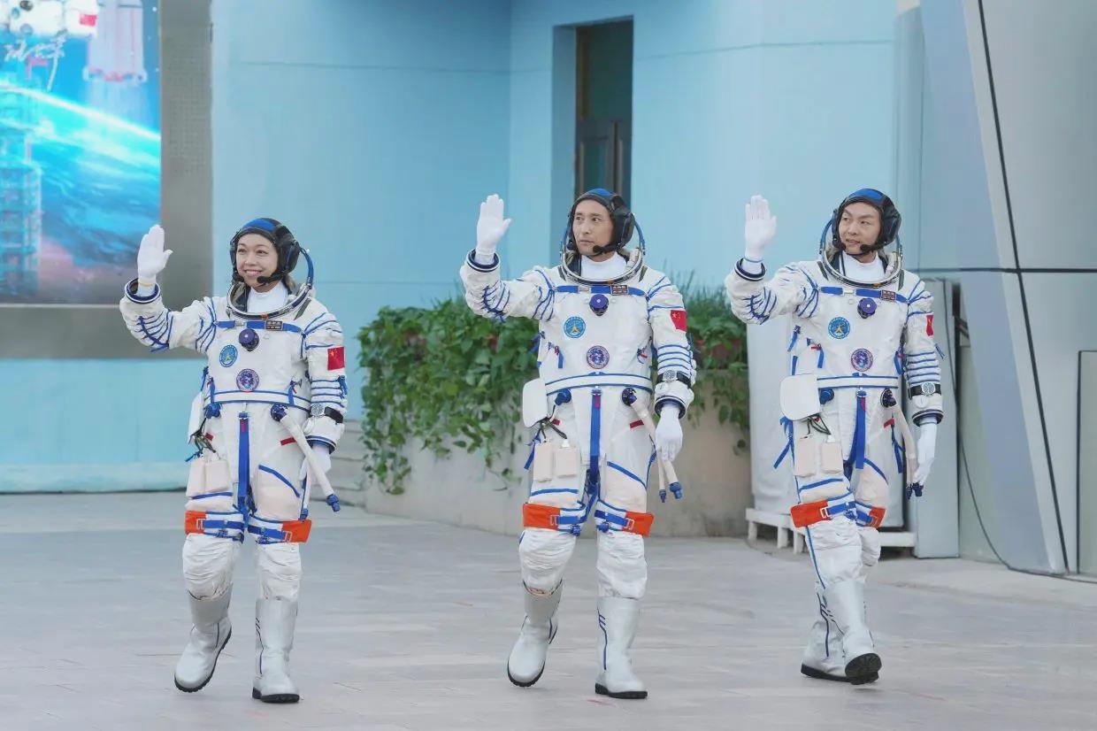 Çin, Shenzhou-23 ile 2030 Ay hedefi doğrultusunda yeni insanlı uzay görevini başlattı 2 Çin, Shenzhou-23 ile yeni insanlı uzay görevini başlattı