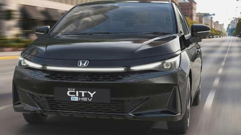 Honda City yenilendi