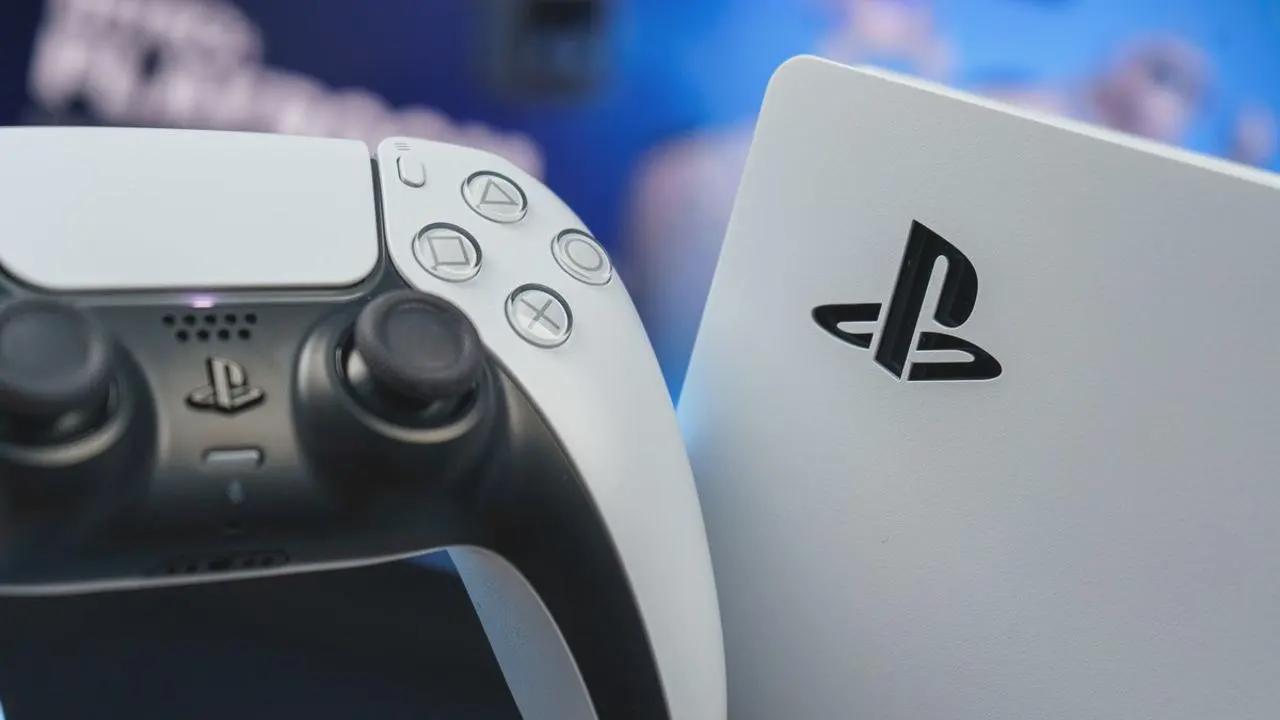 PS5 Mayıs 2026 güncellemesiyle animasyonlu temalar, Uncharted 4 10. yıl dönümü arka planı ve Vitrin Modu öne çıkıyor