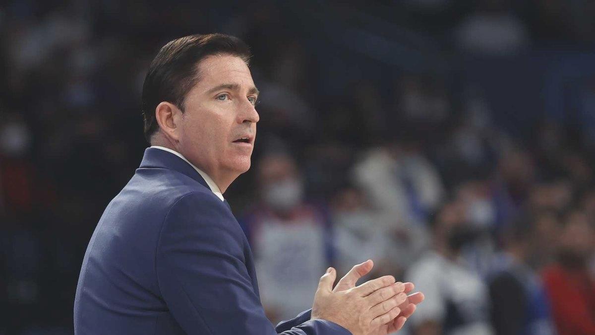 Xavi Pascual sezon sonunda Barcelona’dan ayrılacak