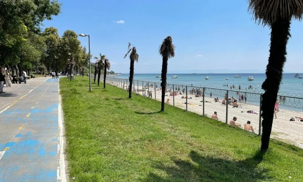 Caddebostan ve Florya Plajlarında 2026 Sezonu Hizmetleri, Ücretler ve Güvenlik Önlemleri 2 Caddebostan ve Florya Plajlarında 2026 Sezonu