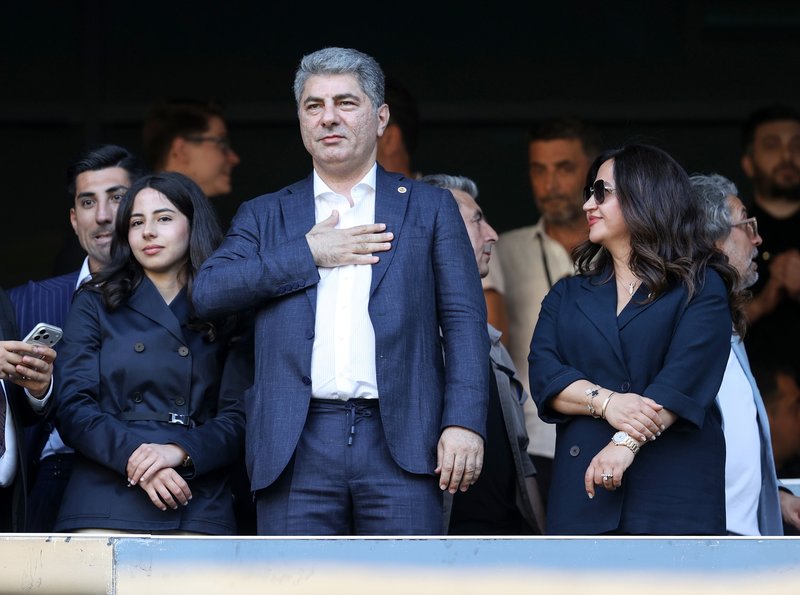 Hakan Safi kimdir, kaç yaşında, nereli ve hangi şirketlerin sahibi? 1 Hakan Safi kimdir?
