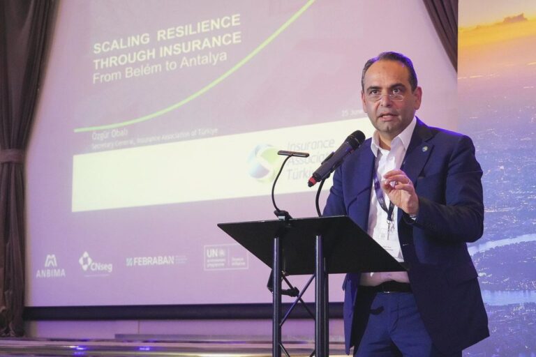 Özgür Obalı, UNEP FI Global Roundtable 2026’da sigorta sektörünün iklim ve dayanıklılık rolünü anlattı