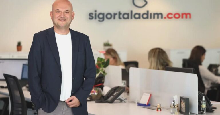 sigortaladim.com, Türkiye’nin En İyi Dijital Sigorta Pazaryeri ödülünü aldı