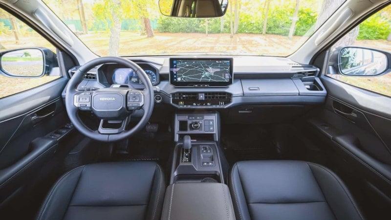 Toyota Hilux 9. Nesil Türkiye'ye Geliyor